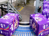 آلة تعبئة العلبة الأوتوماتيكية لزجاجات PET ، PP ، الزجاجات و Tetra Pak